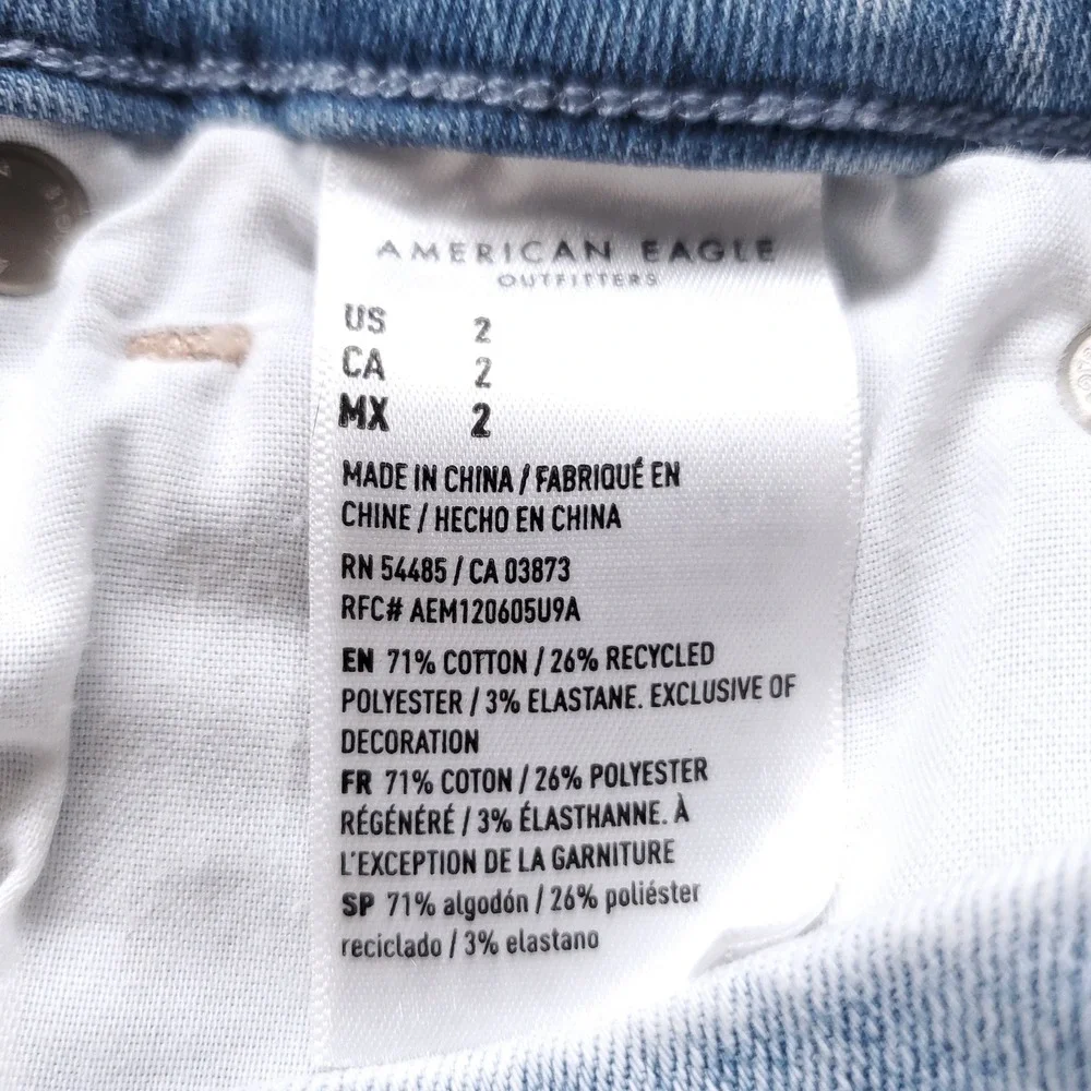 American Eagle Curvy Hi-Rise Shortie Women 2 Blue Stretch Distressed Raw Hem VP